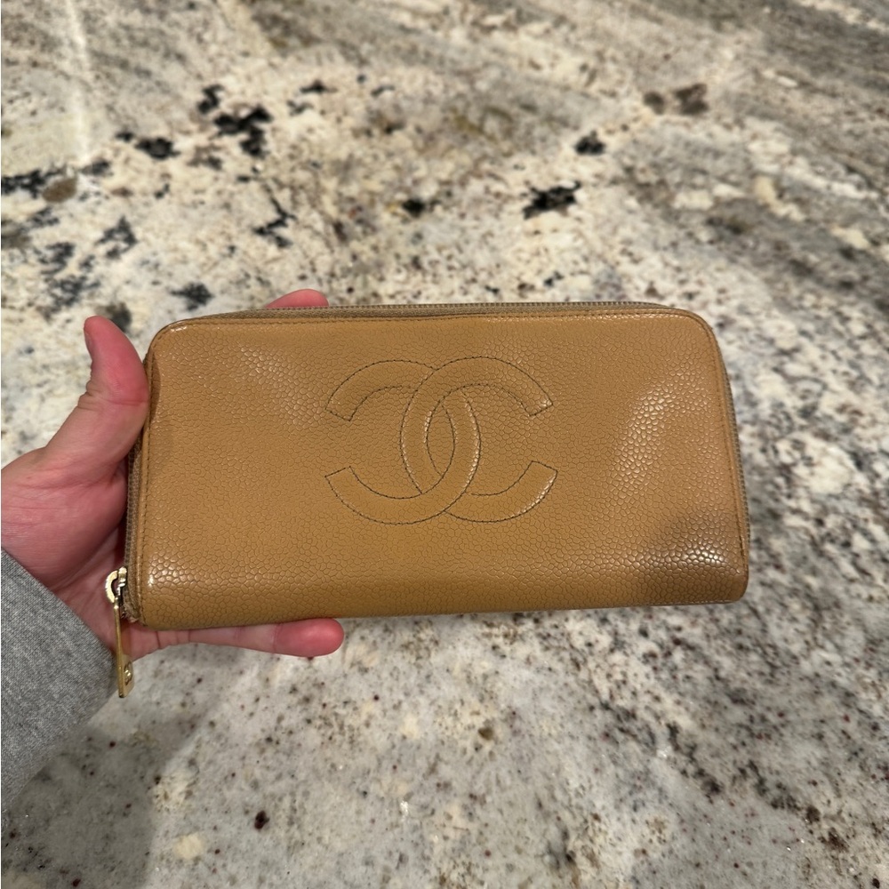 Chanel Caviar Zip Wallet (100% Authentic)